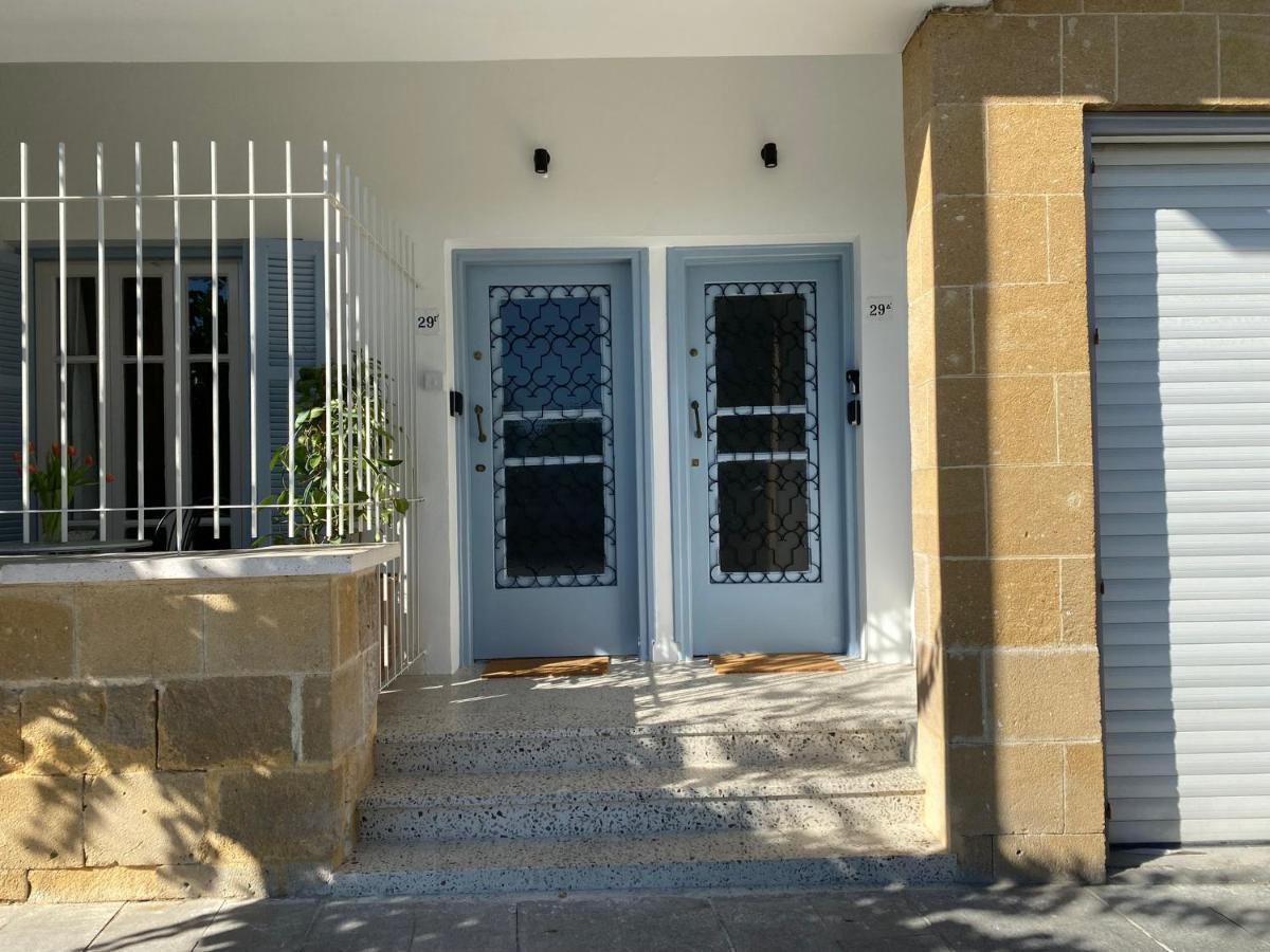 Liberty House - Central Two Bedroom Apartments Nicosia Buitenkant foto
