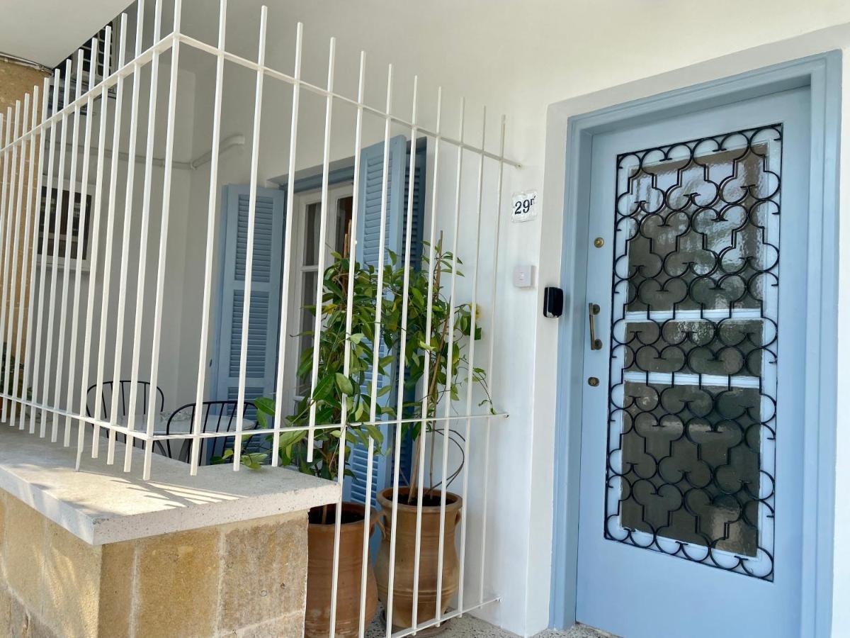 Liberty House - Central Two Bedroom Apartments Nicosia Buitenkant foto