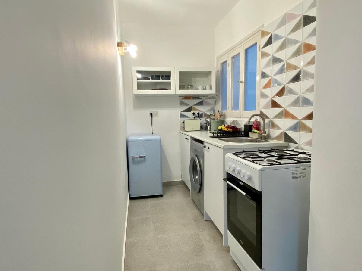 Liberty House - Central Two Bedroom Apartments Nicosia Buitenkant foto