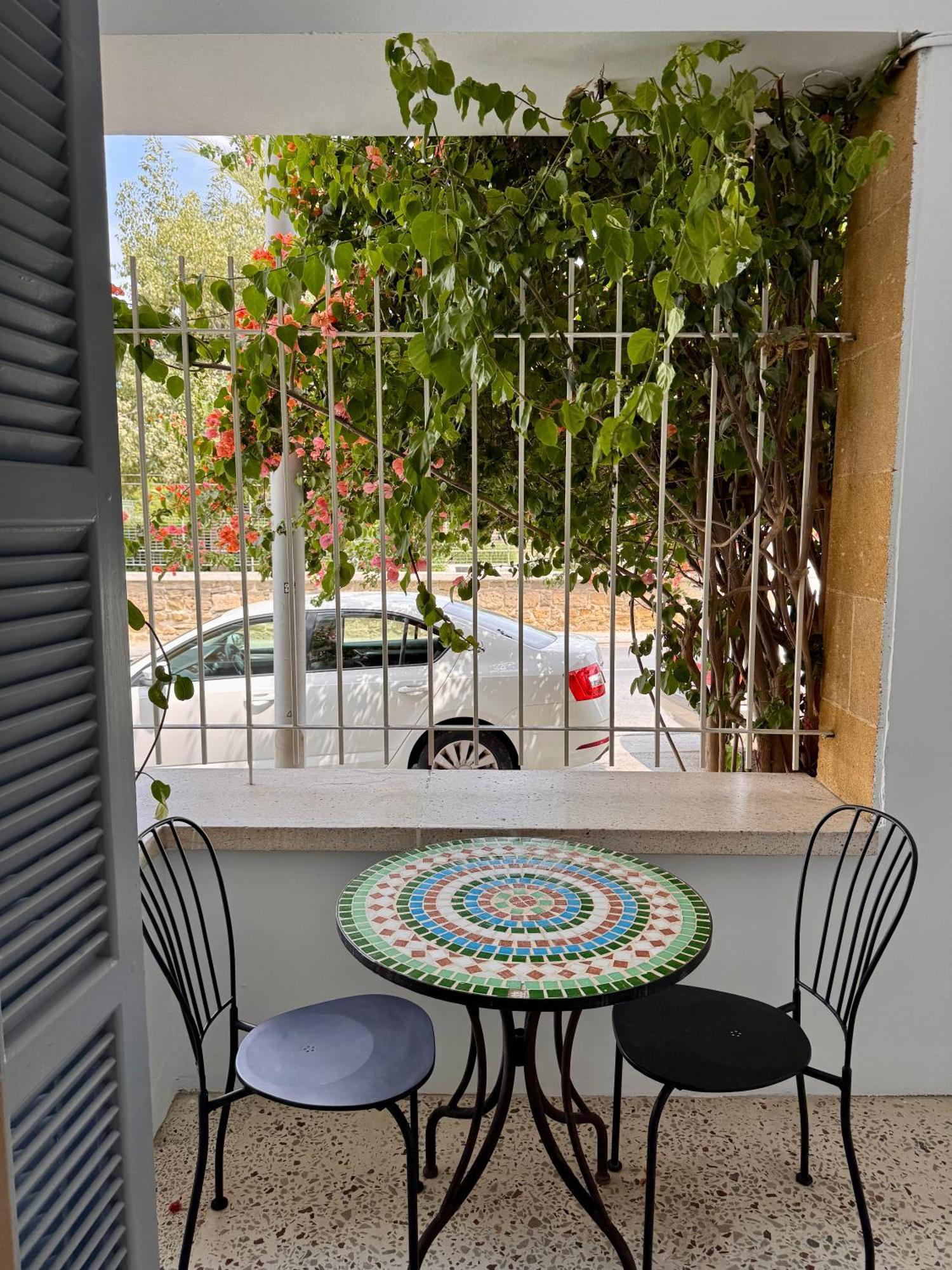 Liberty House - Central Two Bedroom Apartments Nicosia Buitenkant foto