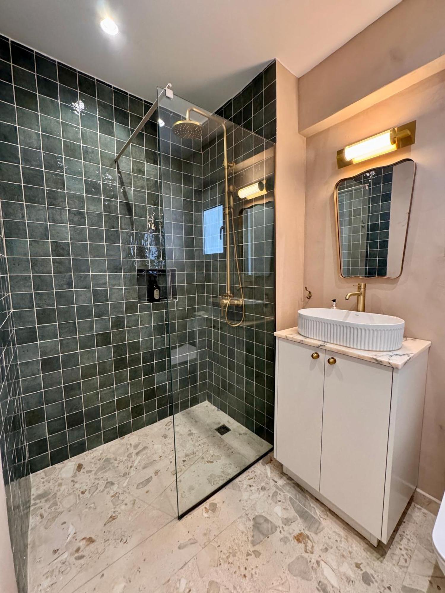 Liberty House - Central Two Bedroom Apartments Nicosia Buitenkant foto